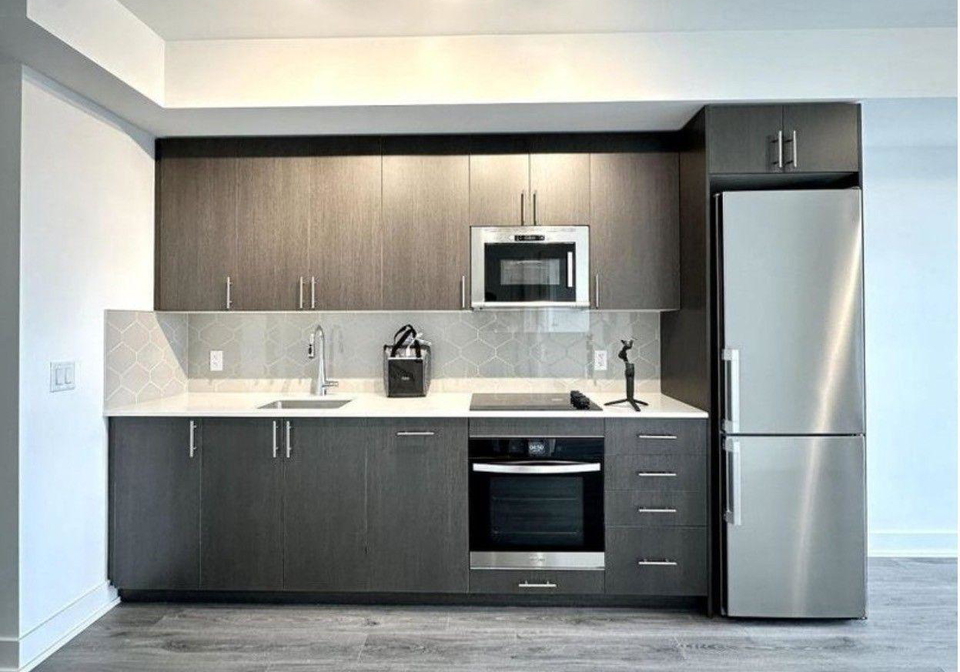 2545-simcoe-street-n-oshawa-ontario-e13630580