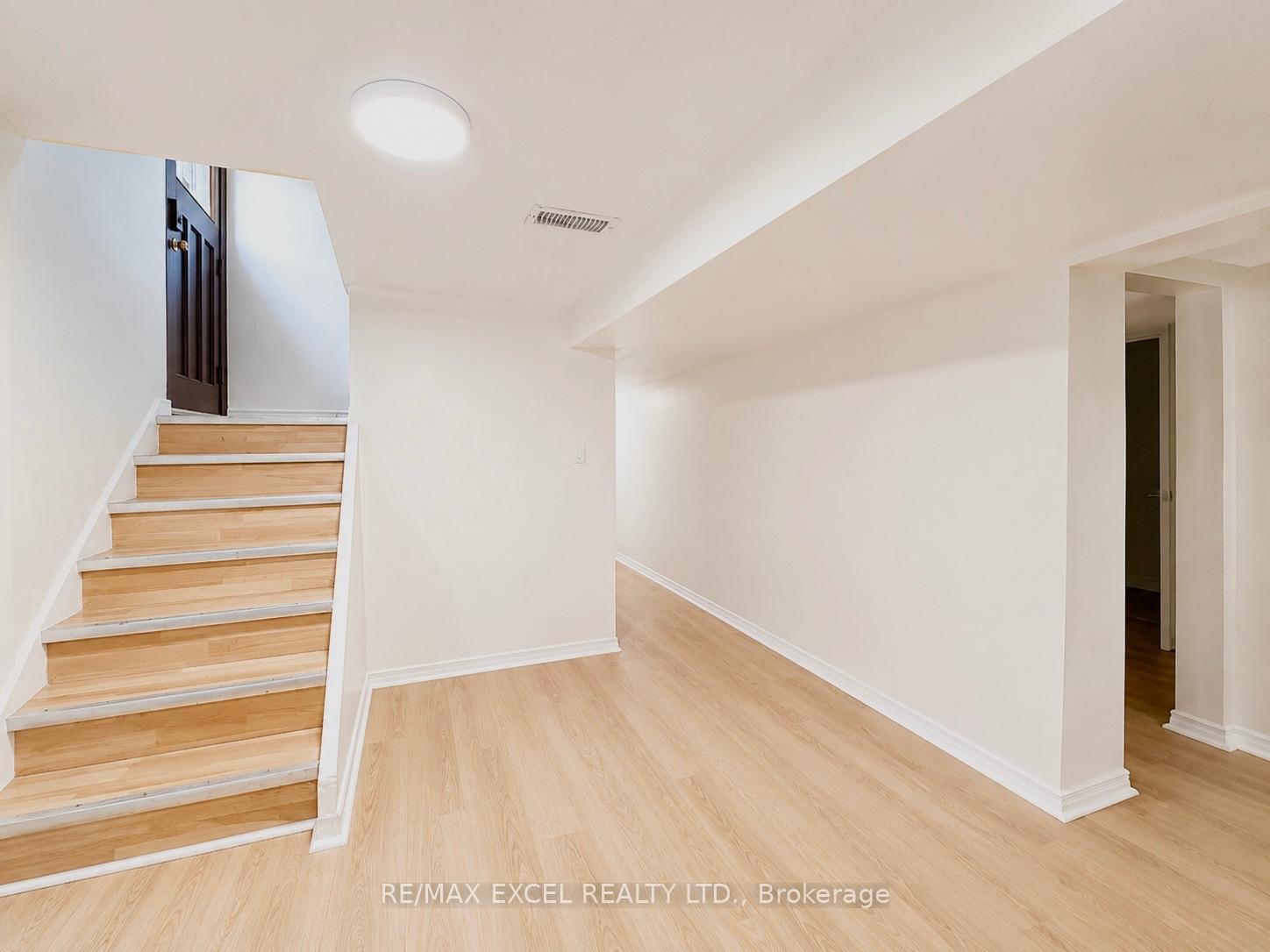 39-commons-drive-toronto-scarborough-ontario-e13630790
