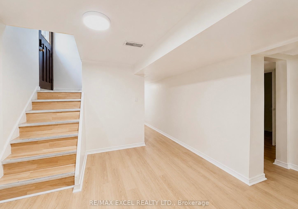 39-commons-drive-toronto-scarborough-ontario-e13630790
