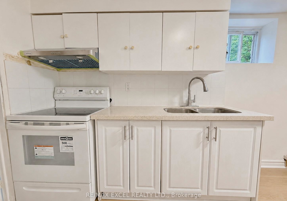 39-commons-drive-toronto-scarborough-ontario-e13630790