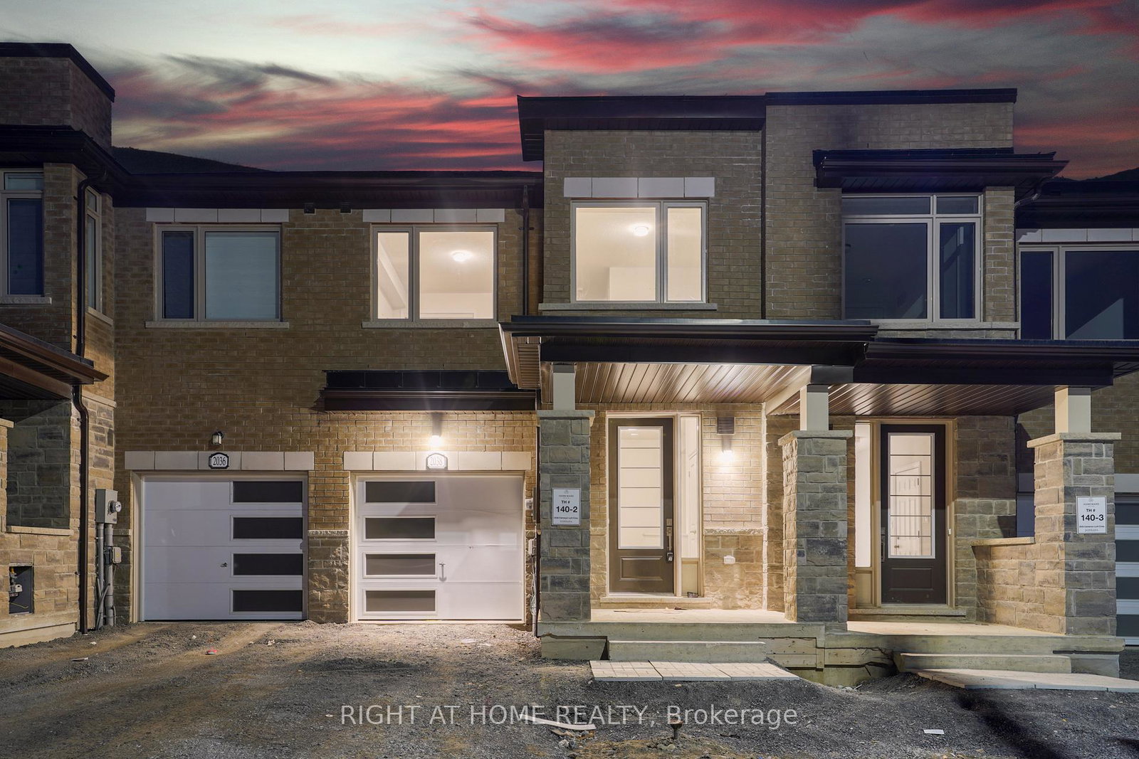 2038-cameron-lott-crescent-oshawa-ontario-e13630916