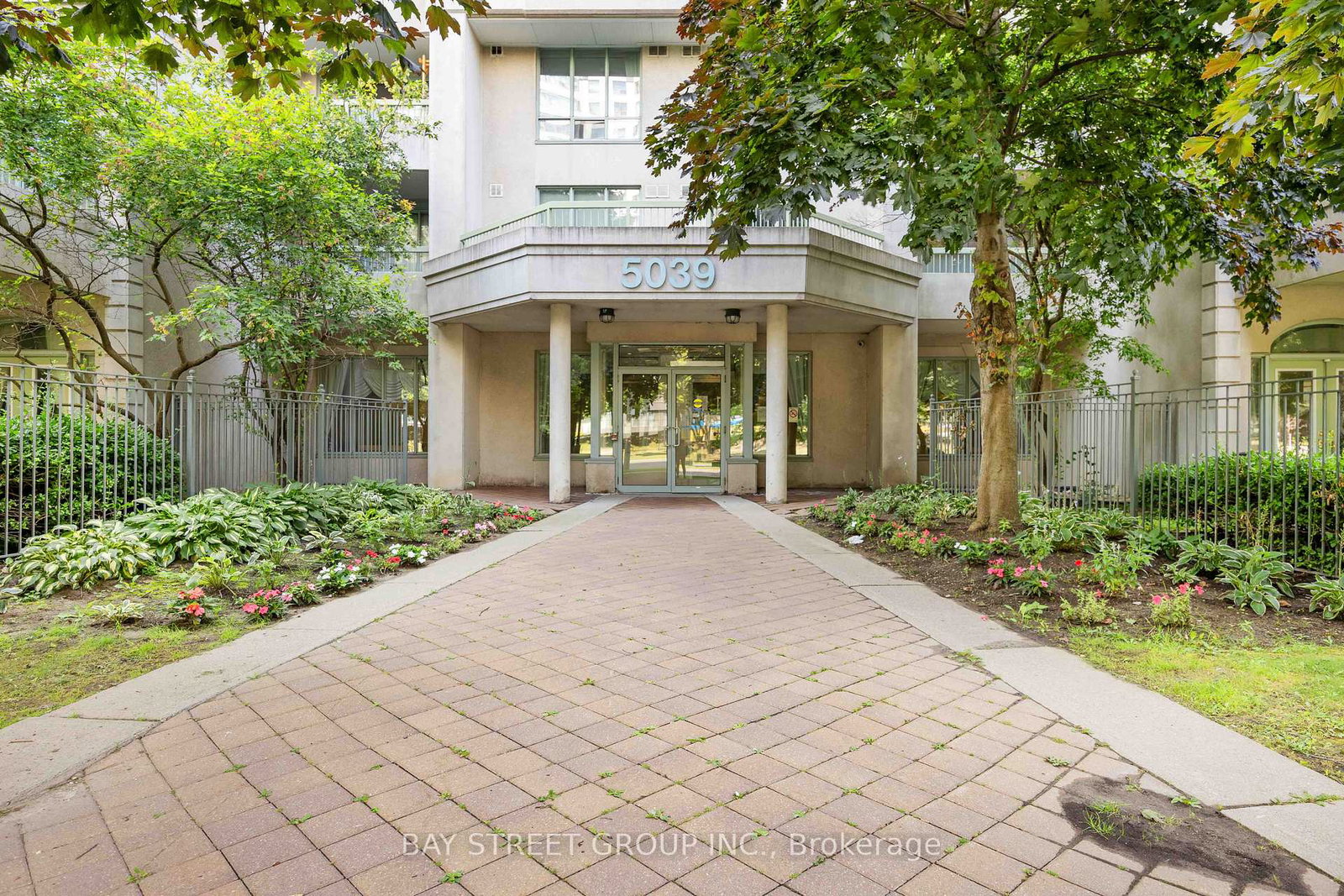 5039-finch-avenue-e-toronto-scarborough-ontario-e13630988
