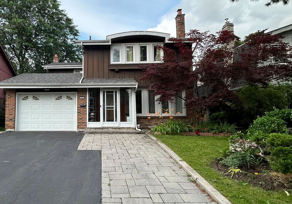 27-macklingate-ct-court-toronto-scarborough-ontario-e13631074