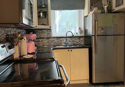 823-craven-road-toronto-toronto-ontario-e13631258