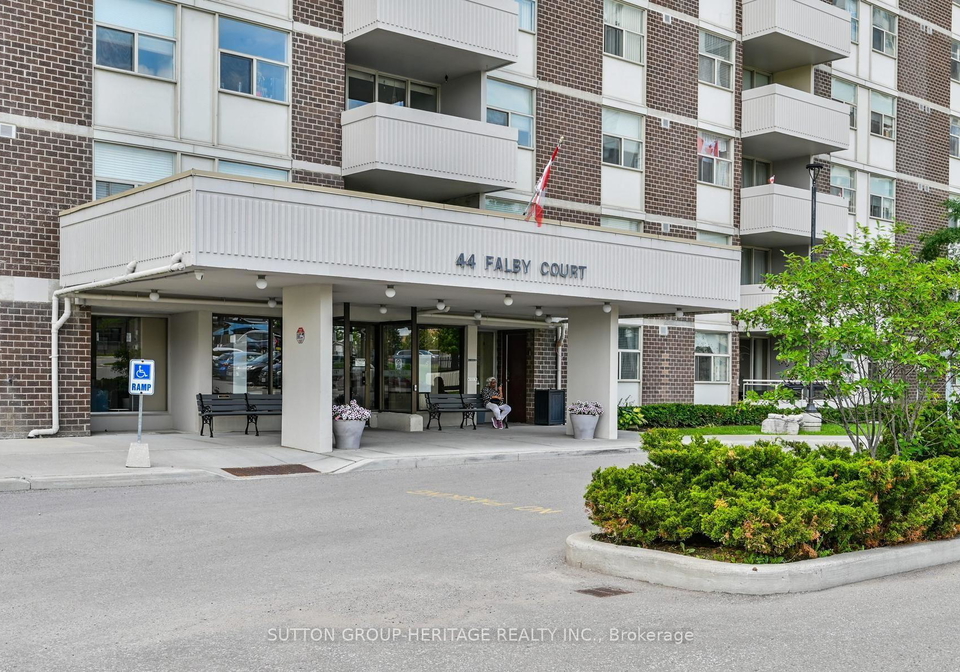 44-falby-court-e-ajax-ontario-e13631382