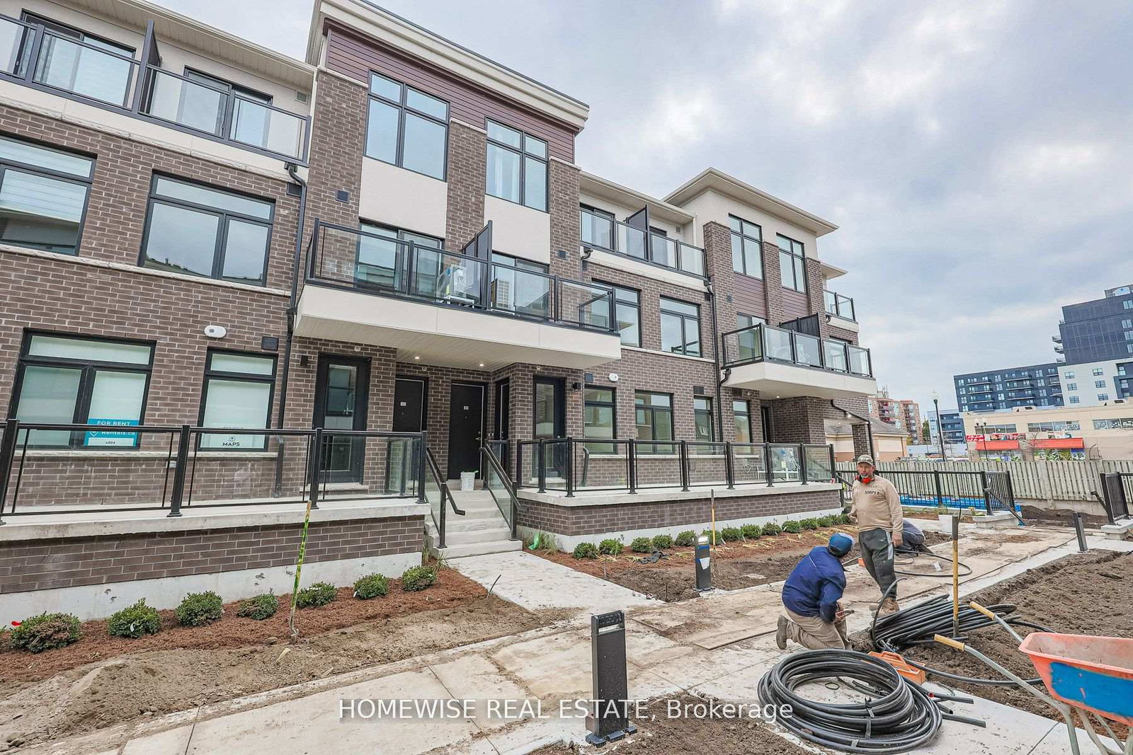 755-omega-drive-pickering-ontario-e13631424