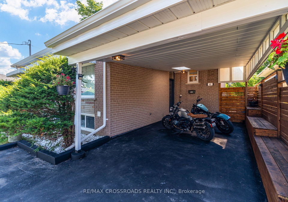 49-clementine-square-toronto-scarborough-ontario-e13631472