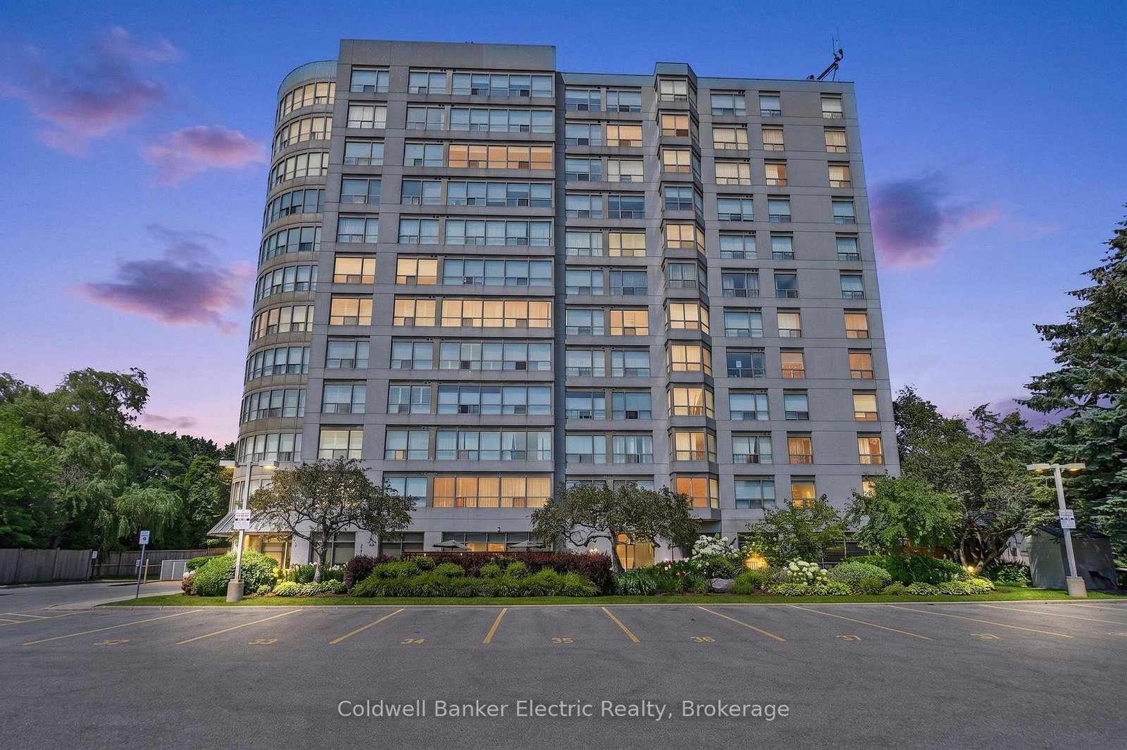 712-rossland-road-e-whitby-ontario-e13631640