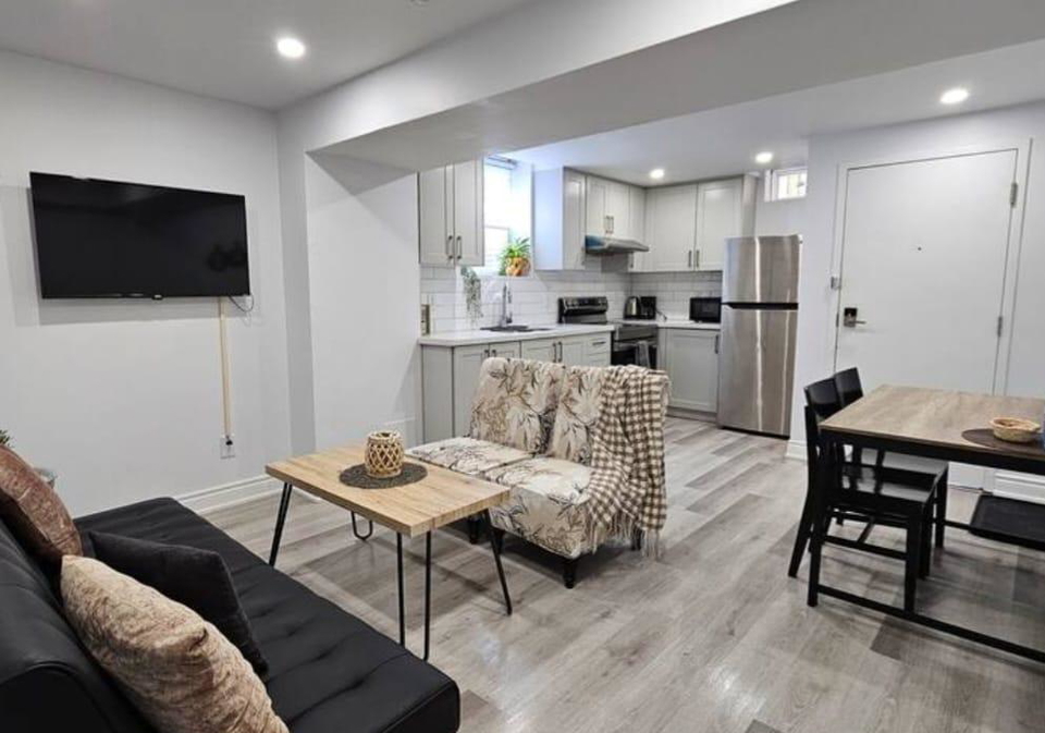 54-baycliffe-drive-whitby-ontario-e13631810