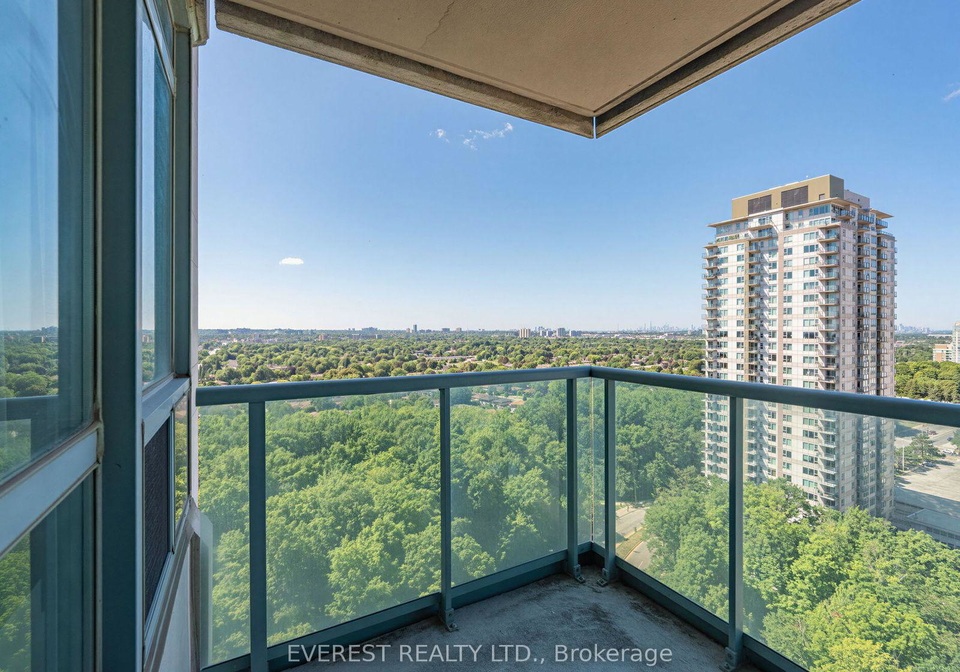 61-town-centre-court-toronto-scarborough-ontario-e13631920