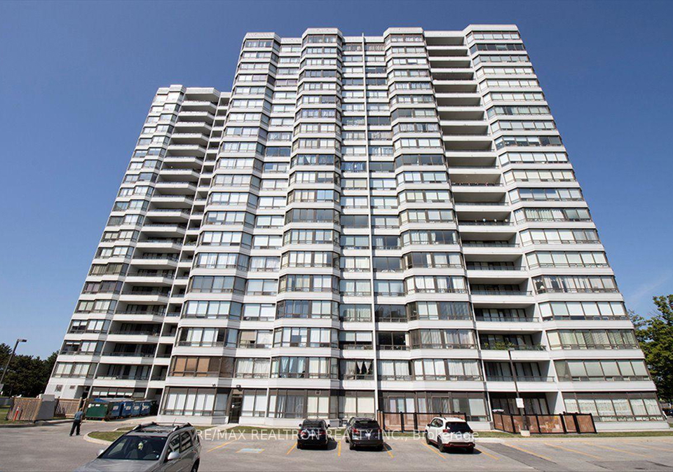 300-alton-towers-circle-toronto-scarborough-ontario-e13632310