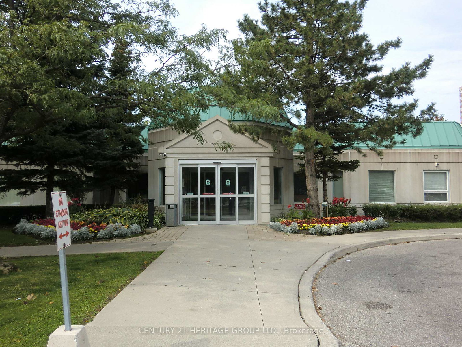 5039-finch-avenue-e-toronto-scarborough-ontario-e13632342