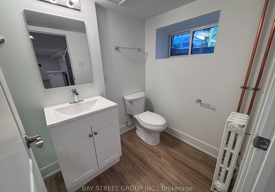 1311-pape-avenue-toronto-east-york-ontario-e13632360