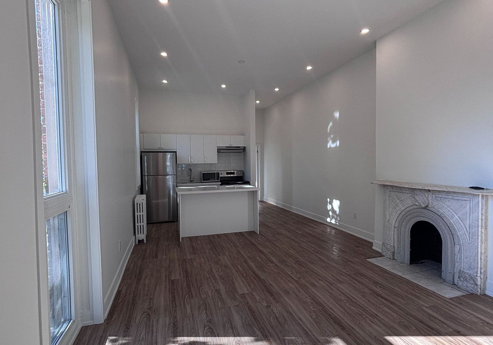 1311-pape-avenue-toronto-east-york-ontario-e13632384