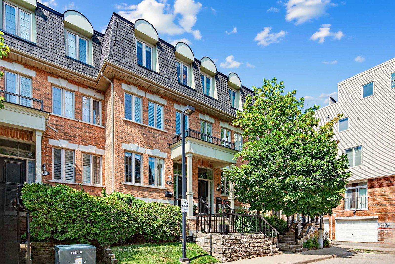 18-sargent-lane-toronto-toronto-ontario-e13632888