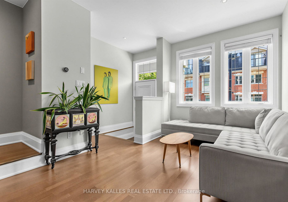 18-sargent-lane-toronto-toronto-ontario-e13632888