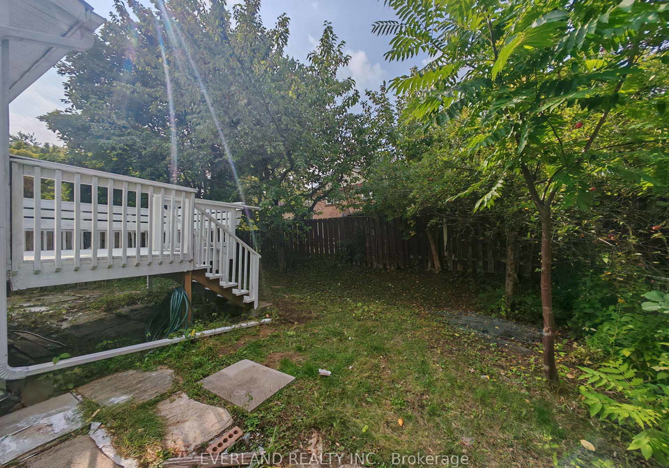 18-camberley-court-toronto-scarborough-ontario-e13632908