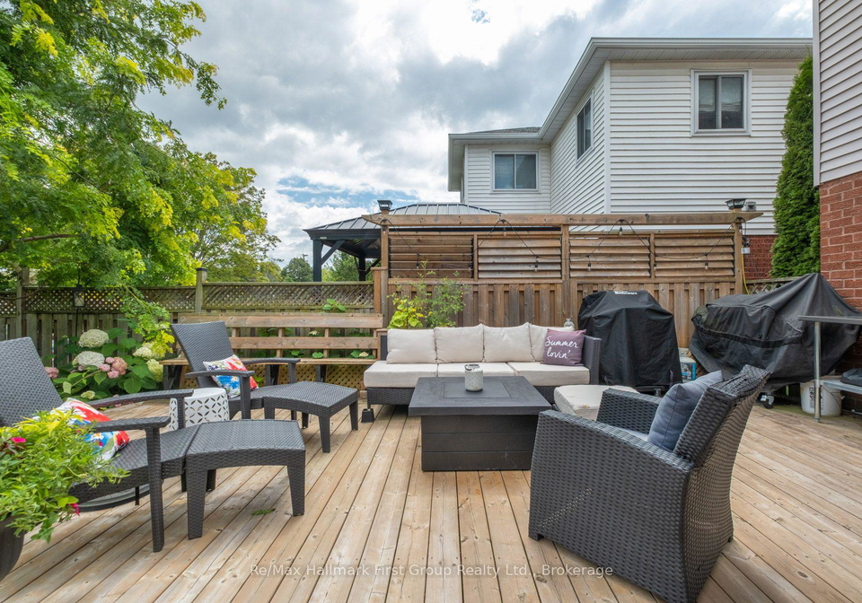 24-strathmanor-drive-clarington-ontario-e13633012