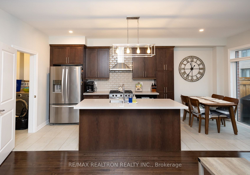 28-marlborough-street-whitby-ontario-e13633174