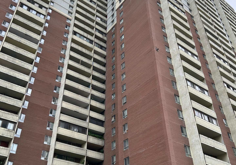 5-massey-square-toronto-east-york-ontario-e13633540