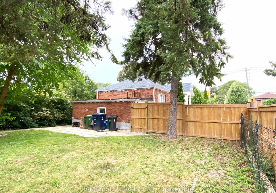 631-oconnor-drive-toronto-east-york-ontario-e13633680