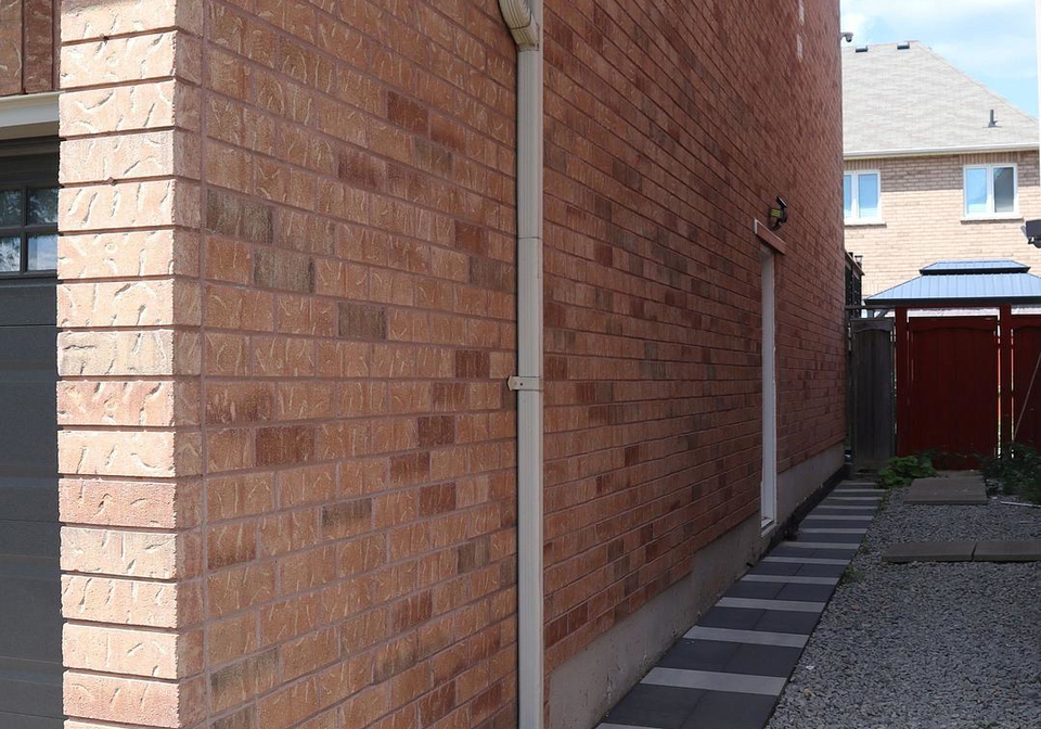 4-elliottglen-drive-ajax-ontario-e13633728