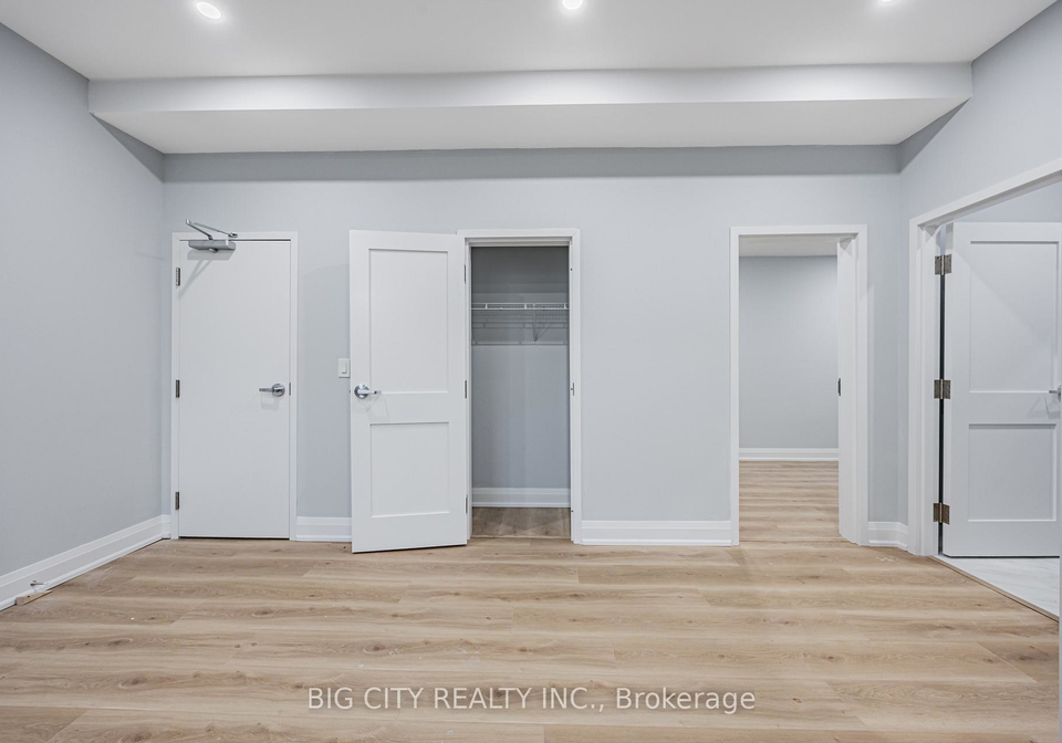 39-aragon-avenue-toronto-scarborough-ontario-e13633780
