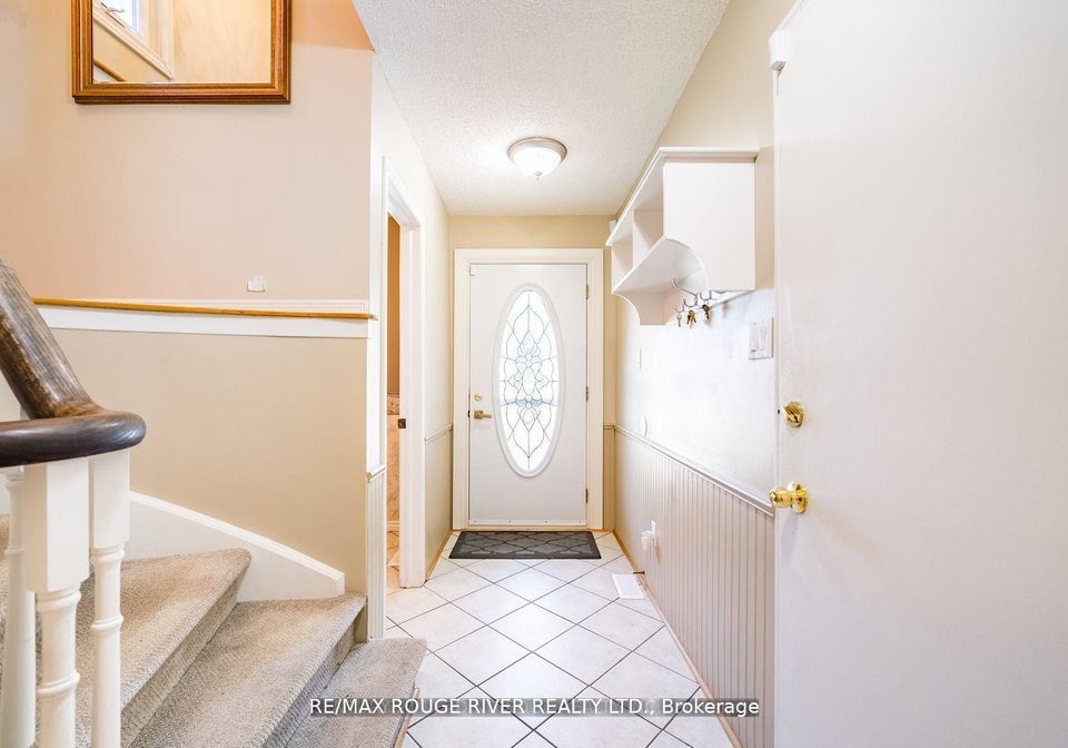 880-castlegrove-avenue-oshawa-ontario-e13633862