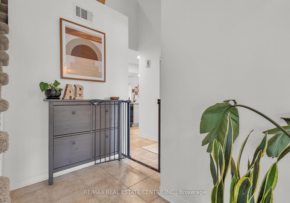 51-petra-way-whitby-ontario-e13633896