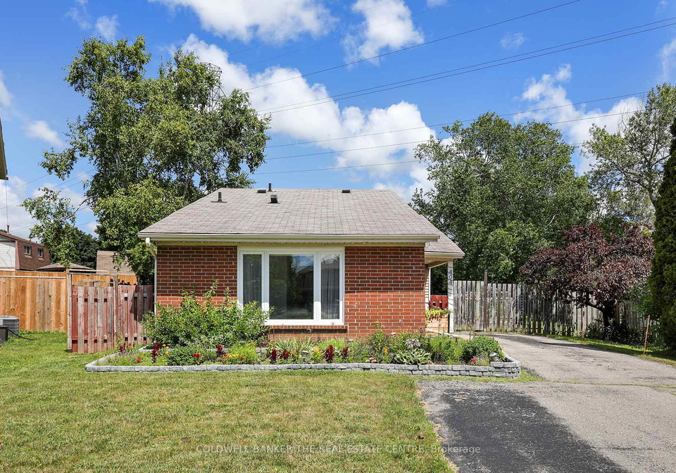 404-burnley-court-oshawa-ontario-e13634222