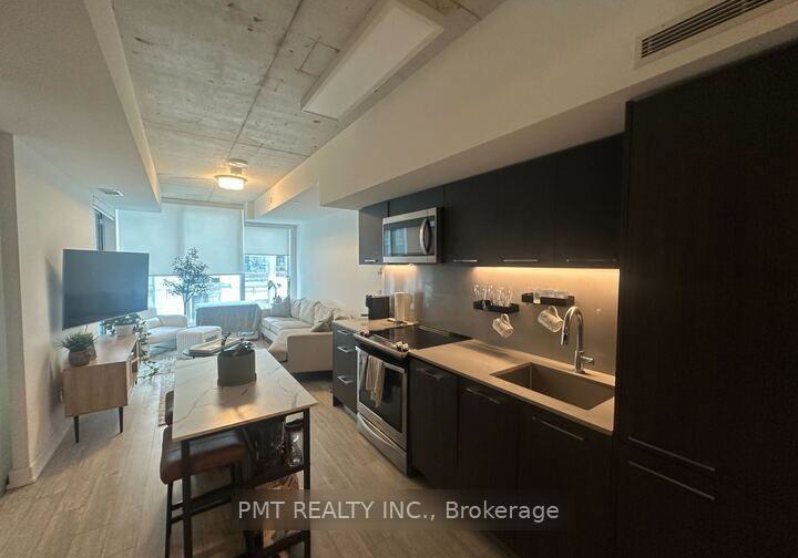 30-baseball-place-toronto-toronto-ontario-e13634282