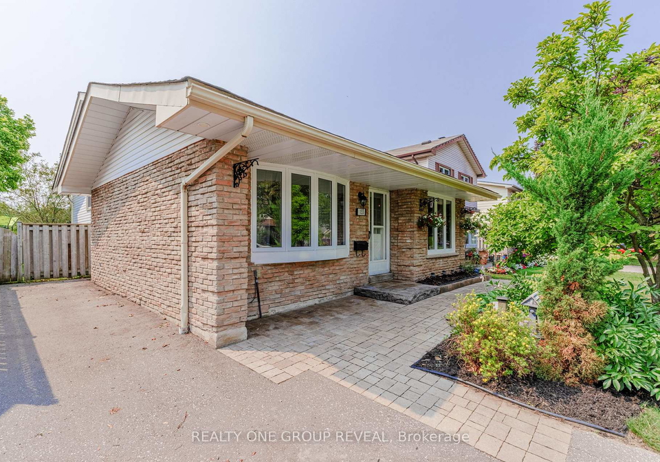 133-calais-street-whitby-ontario-e13634330