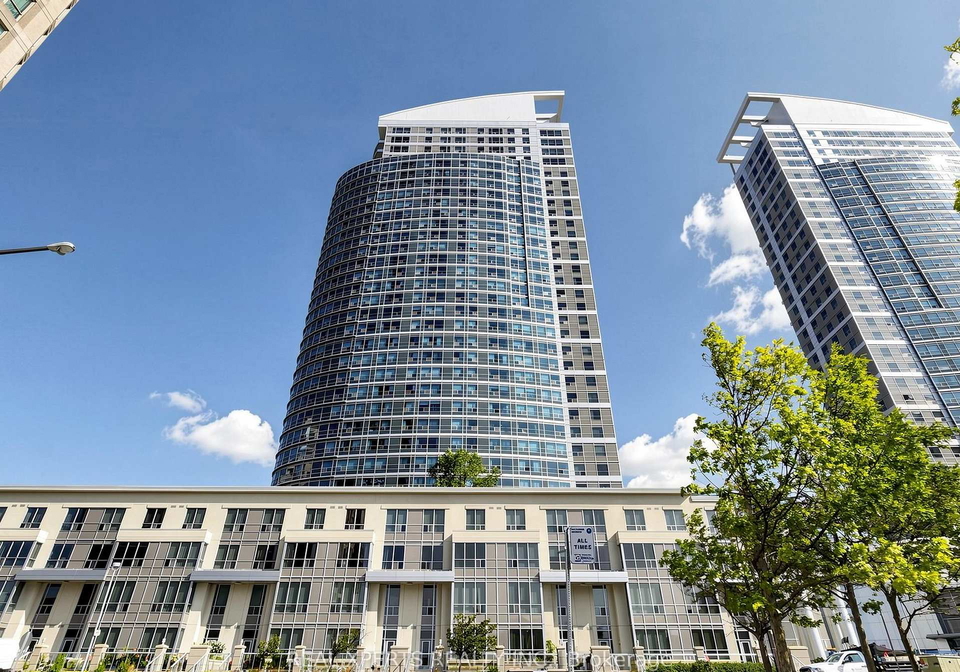 36-lee-centre-drive-toronto-scarborough-ontario-e13634408
