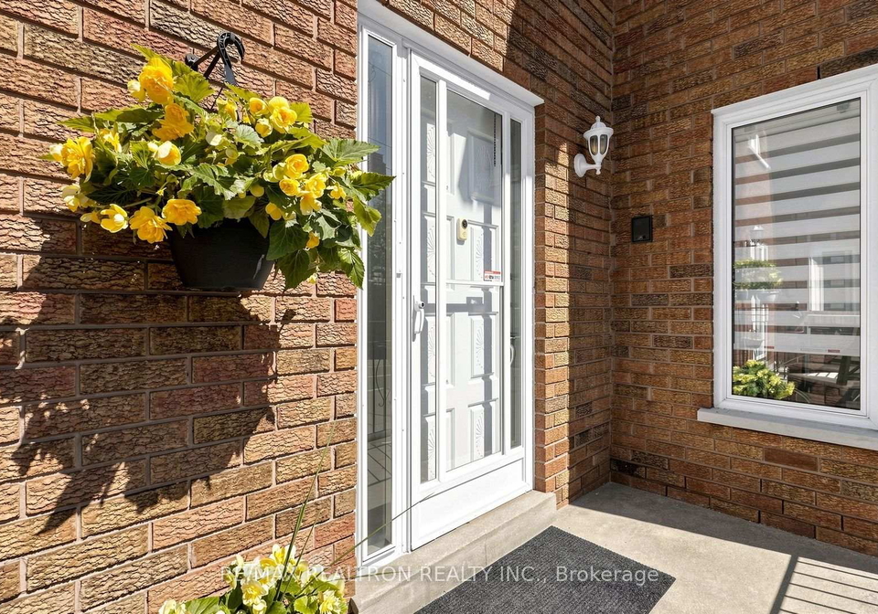 2221-warden-avenue-toronto-scarborough-ontario-e13634552
