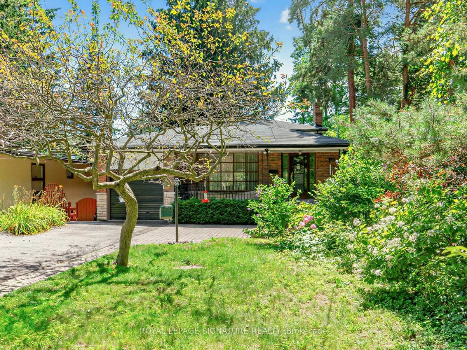 162-bathgate-drive-toronto-scarborough-ontario-e13634888
