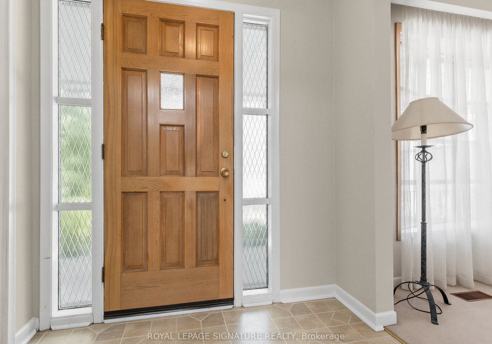 162-bathgate-drive-toronto-scarborough-ontario-e13634888