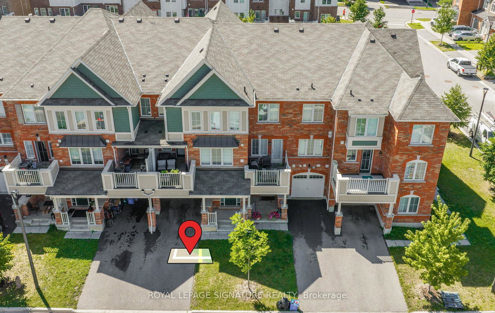 1085-silk-street-pickering-ontario-e13635136