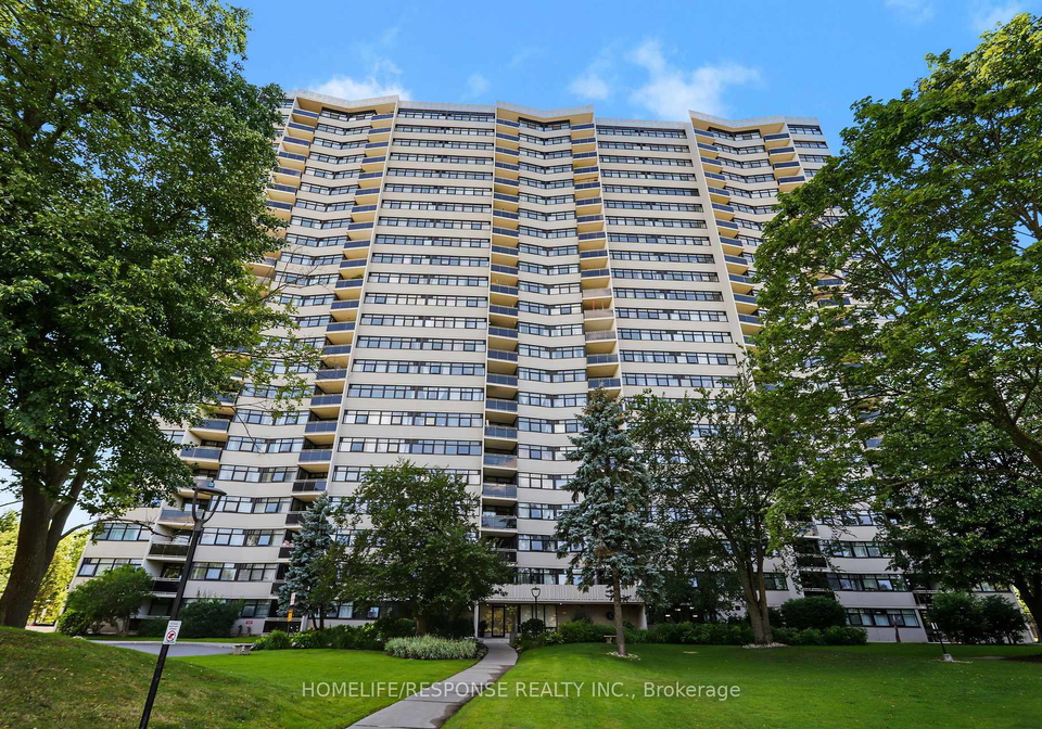 100-echo-point-toronto-scarborough-ontario-e13635410