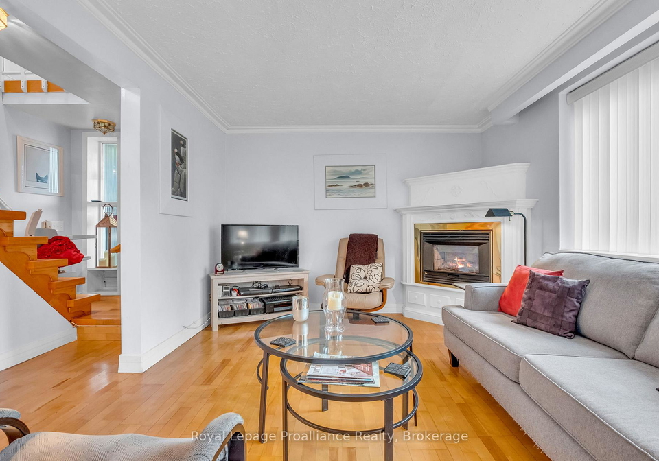 394-sunset-boulevard-clarington-ontario-e13635816