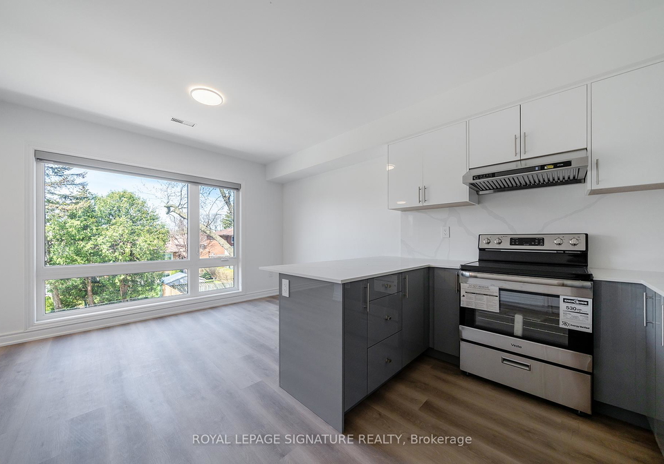 2052-pharmacy-avenue-toronto-scarborough-ontario-e13635846