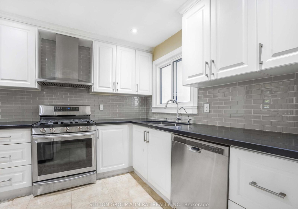 1980-faylee-crescent-pickering-ontario-e13635890