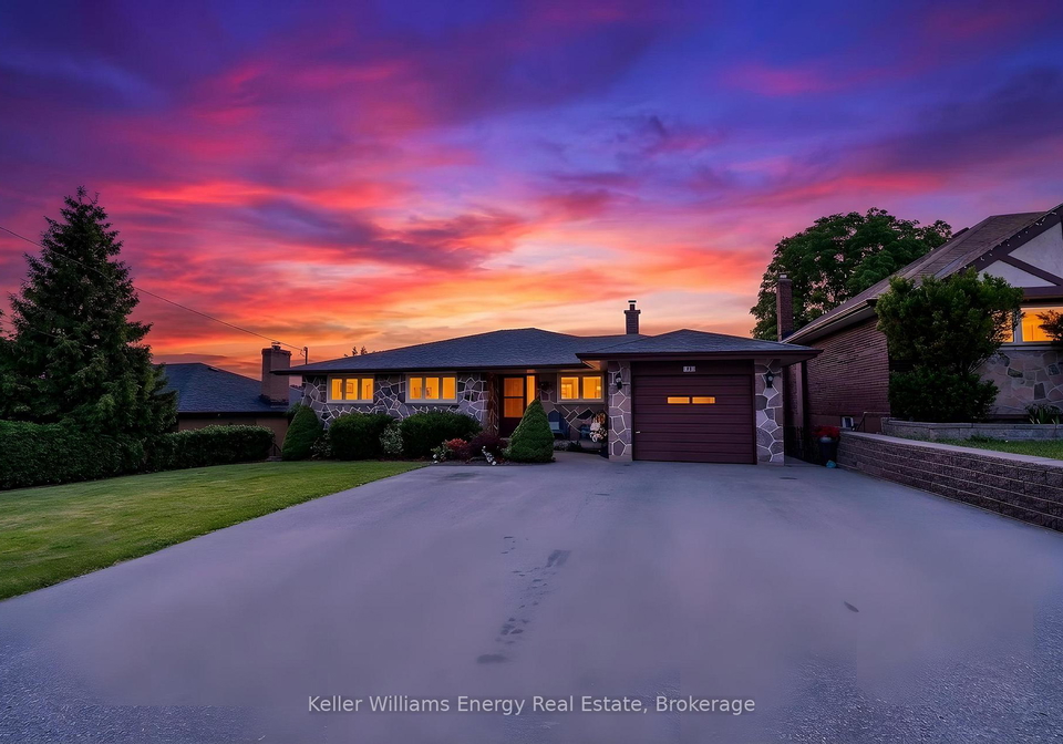 94-grandview-street-s-oshawa-ontario-e13636128