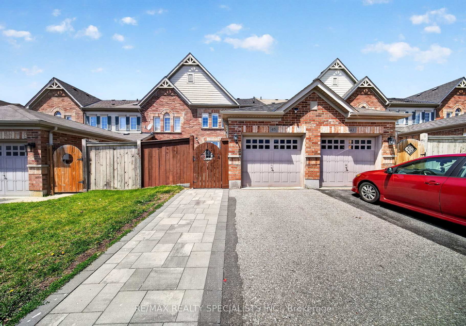 45-warnford-circle-ajax-ontario-e13636188