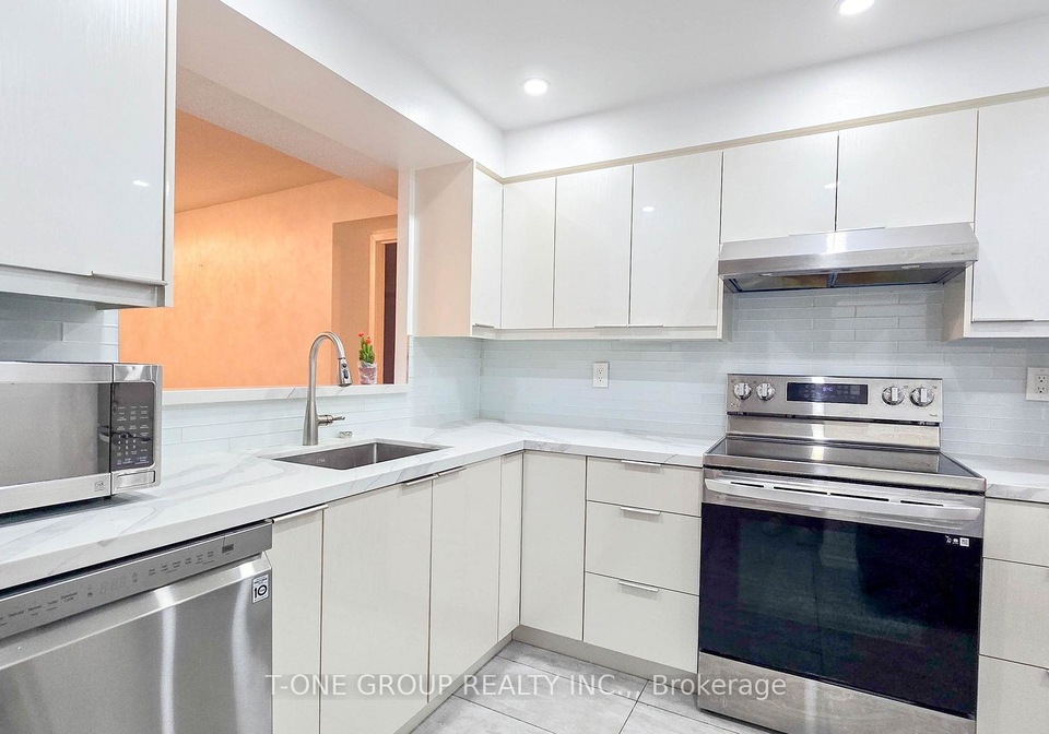 4725-sheppard-avenue-e-toronto-scarborough-ontario-e13636358