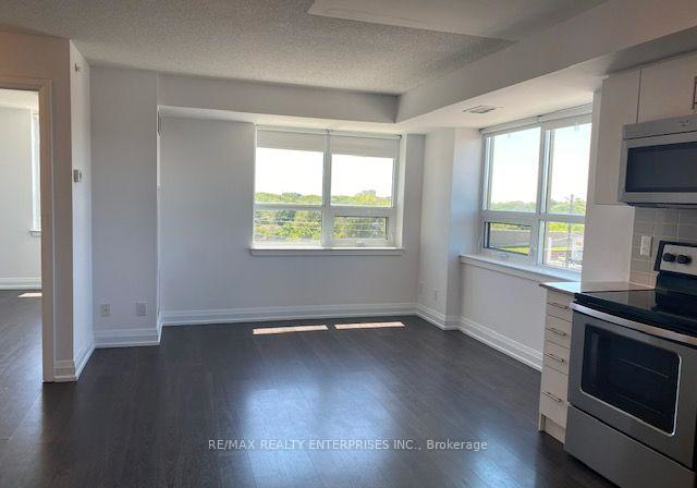3520-danforth-avenue-toronto-scarborough-ontario-e13636452