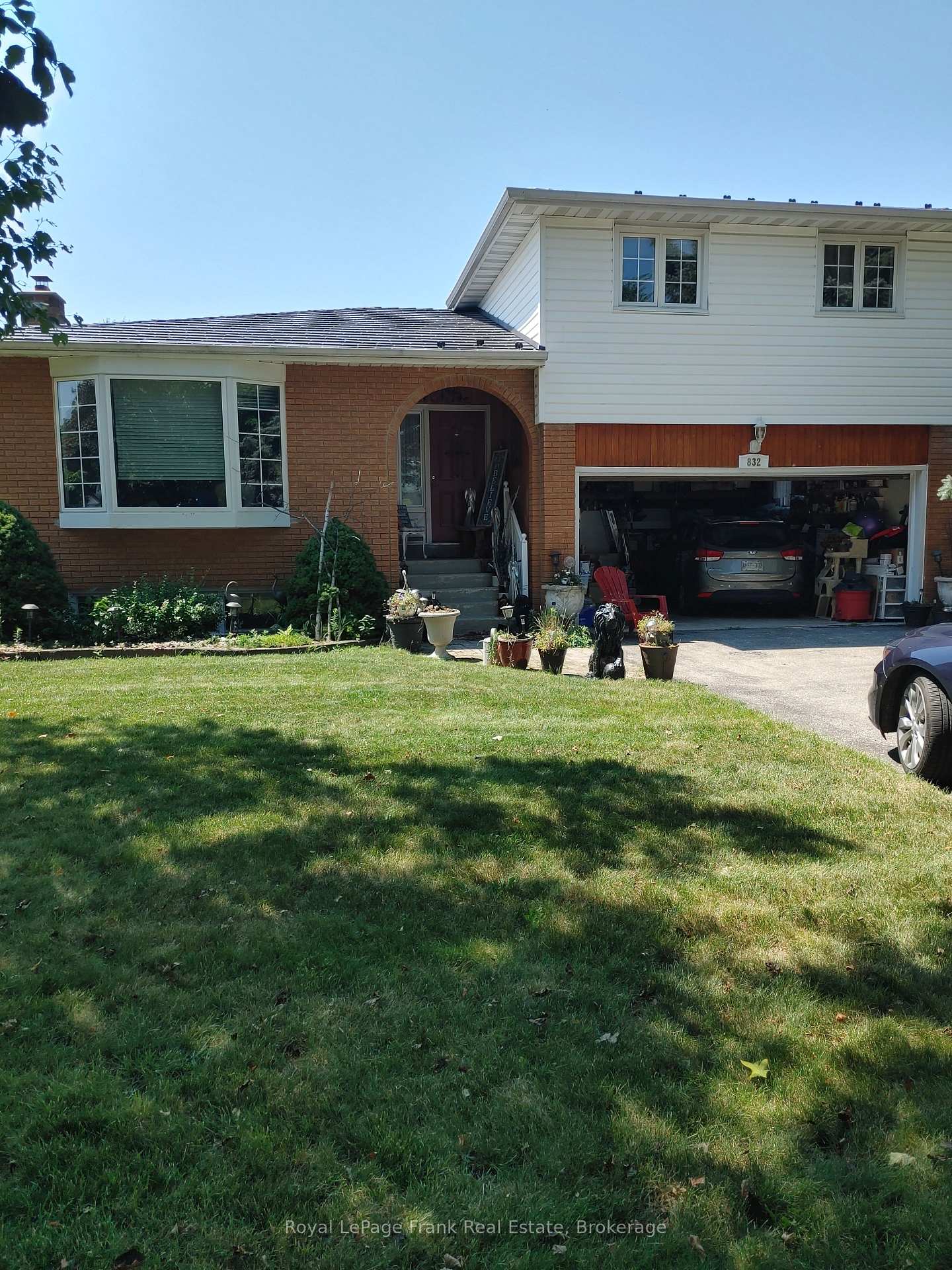 832-ferndale-street-oshawa-ontario-e13636534