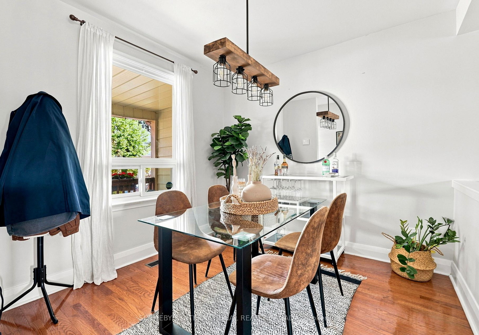 213-oakcrest-avenue-toronto-toronto-ontario-e13636584