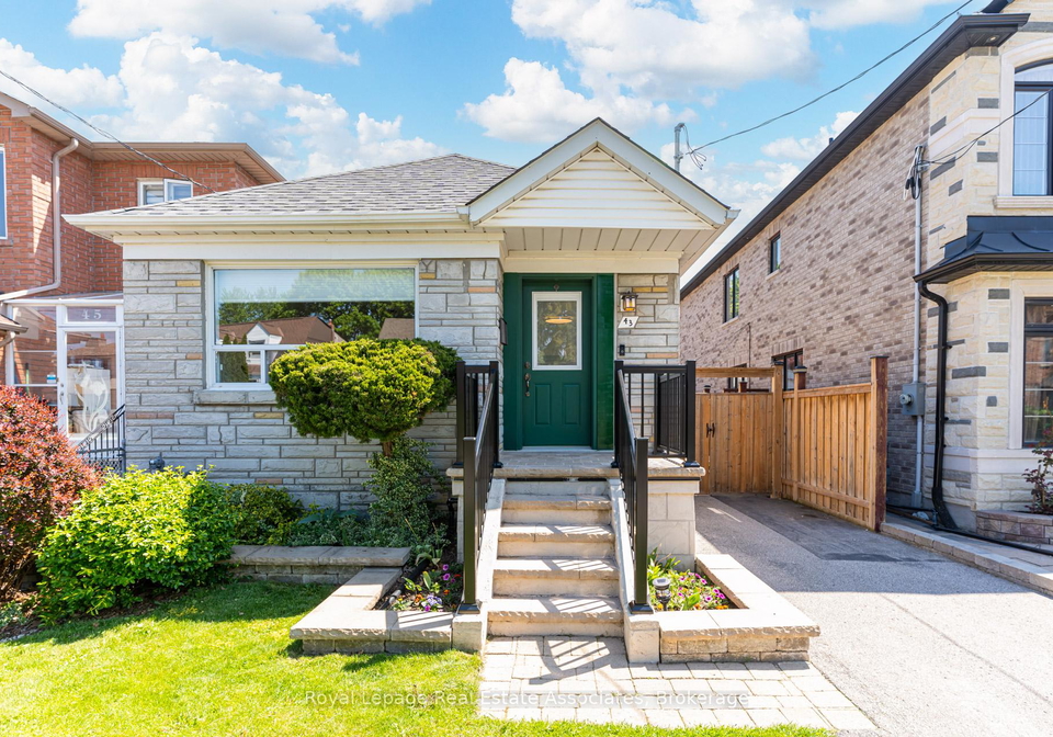43-heale-avenue-toronto-scarborough-ontario-e13636866