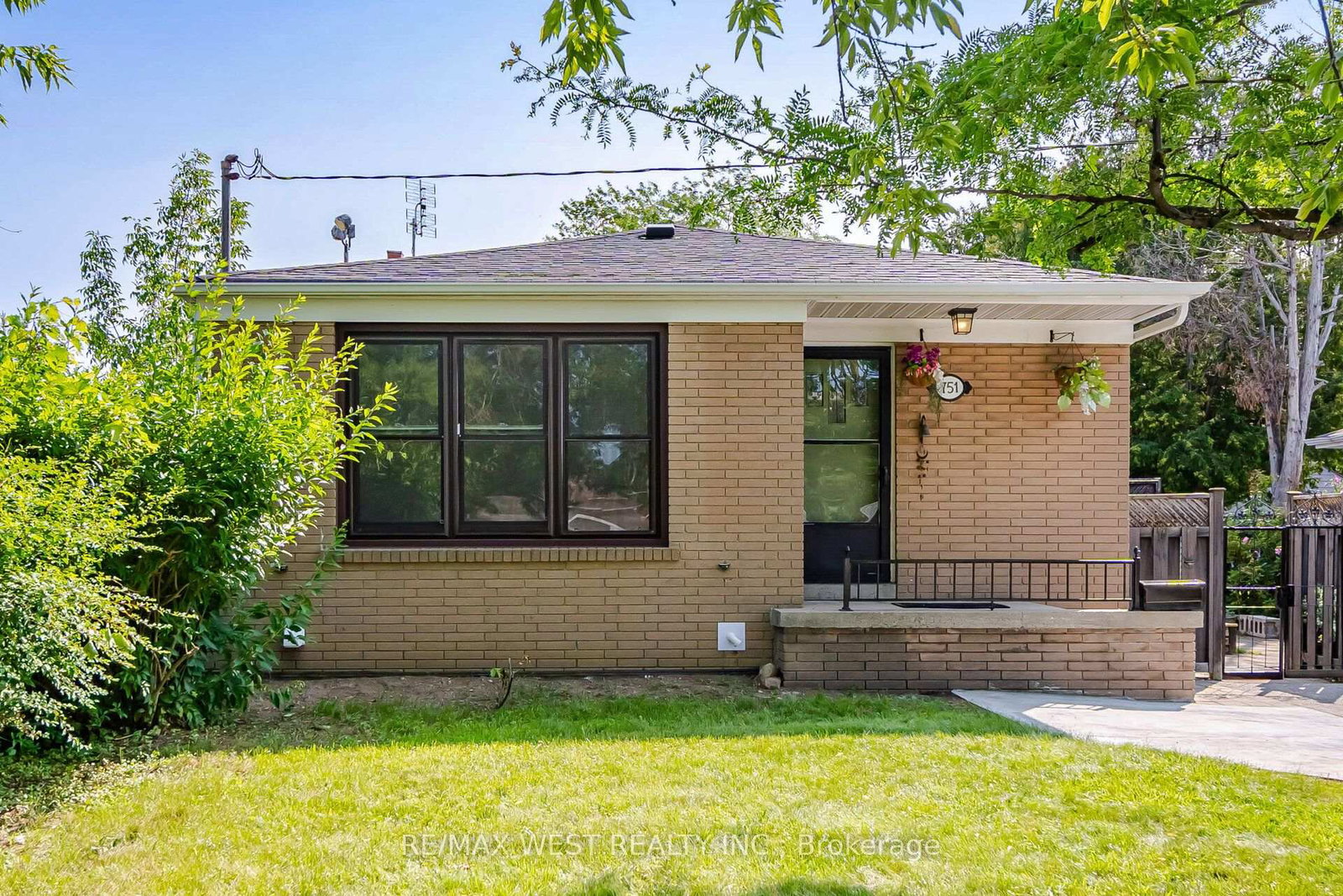 751-meadowvale-road-toronto-scarborough-ontario-e13637482