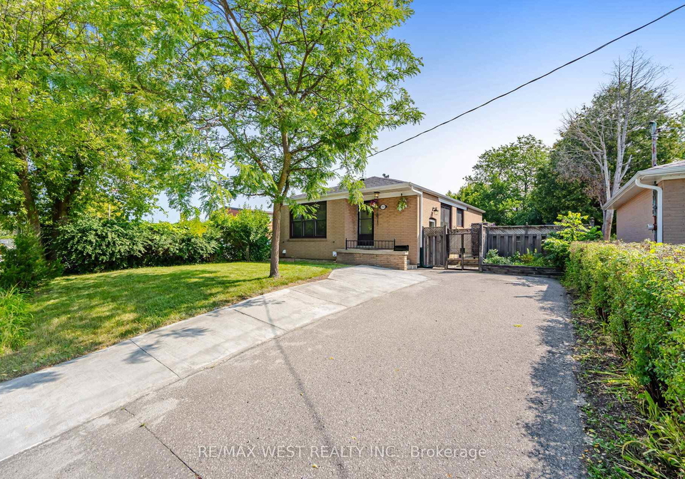 751-meadowvale-road-toronto-scarborough-ontario-e13637482